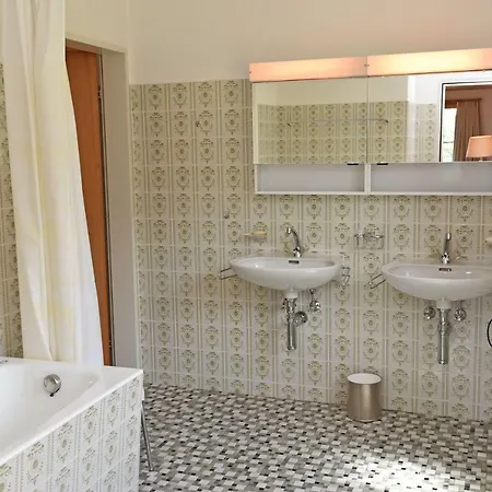 וילה Monami Klosters, Joergenberg